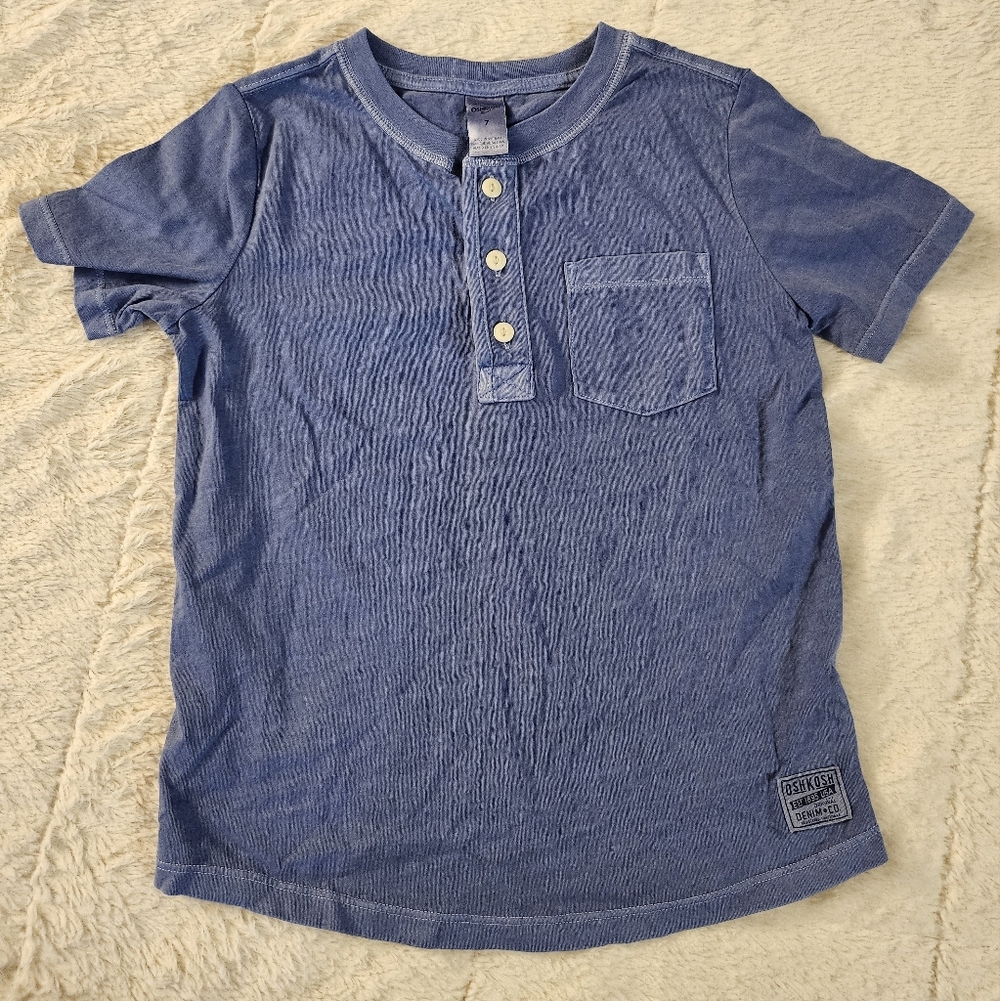OshKosh B'gosh Boys Blue Button Down Kids Shirt size 7 Short Sleeve Henley